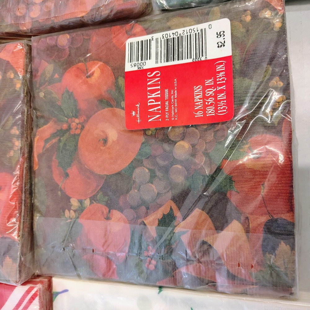 Hallmark Vintage Paper Napkins Lot 7 Packs Christmas Thanksgiving Fruit Holly - Picture 3 of 7